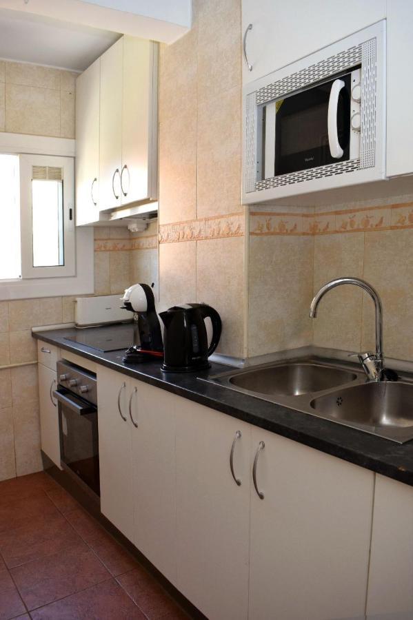 Apartamentos Atlas Terrassa II Buitenkant foto