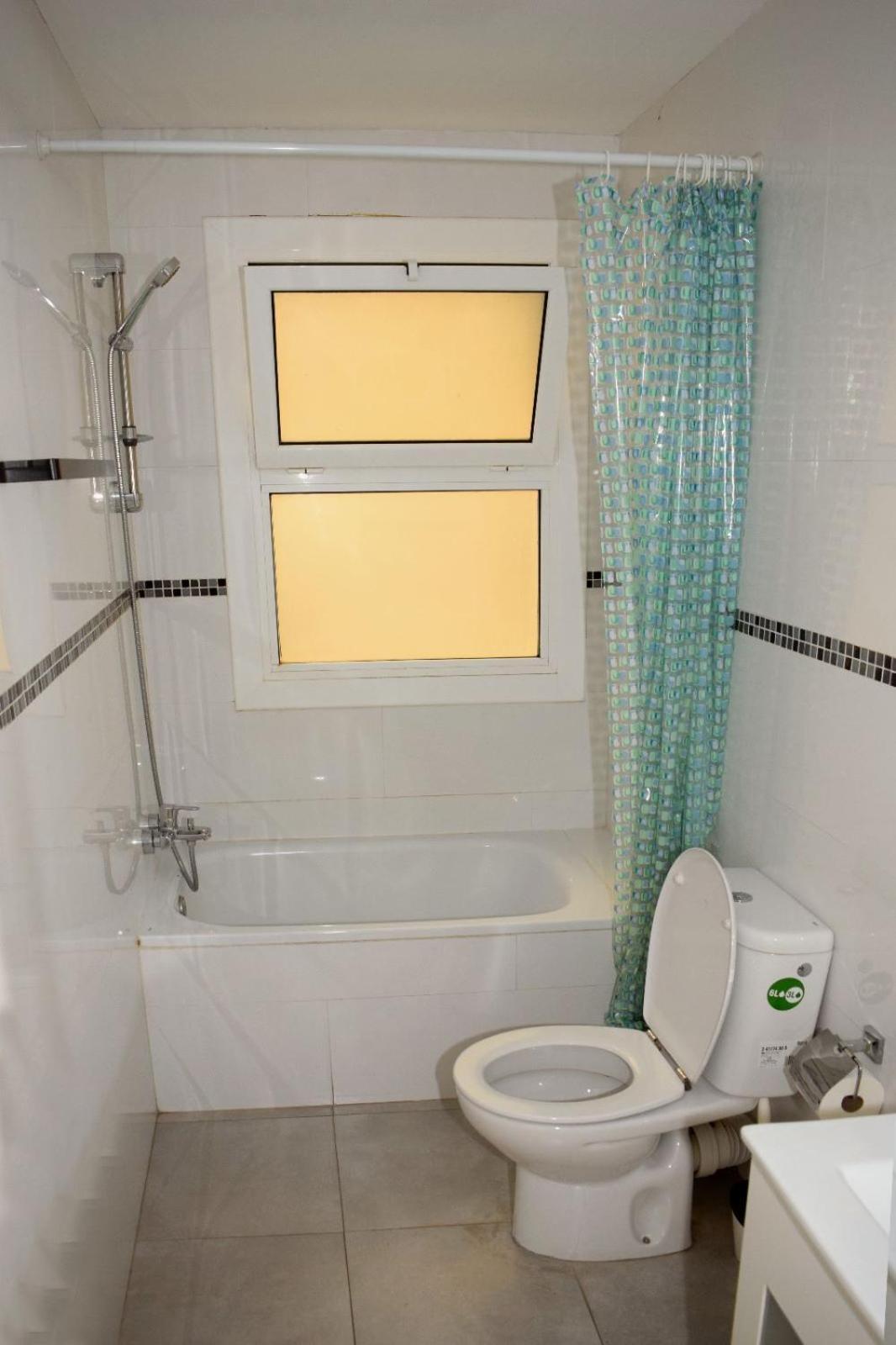 Apartamentos Atlas Terrassa II Buitenkant foto